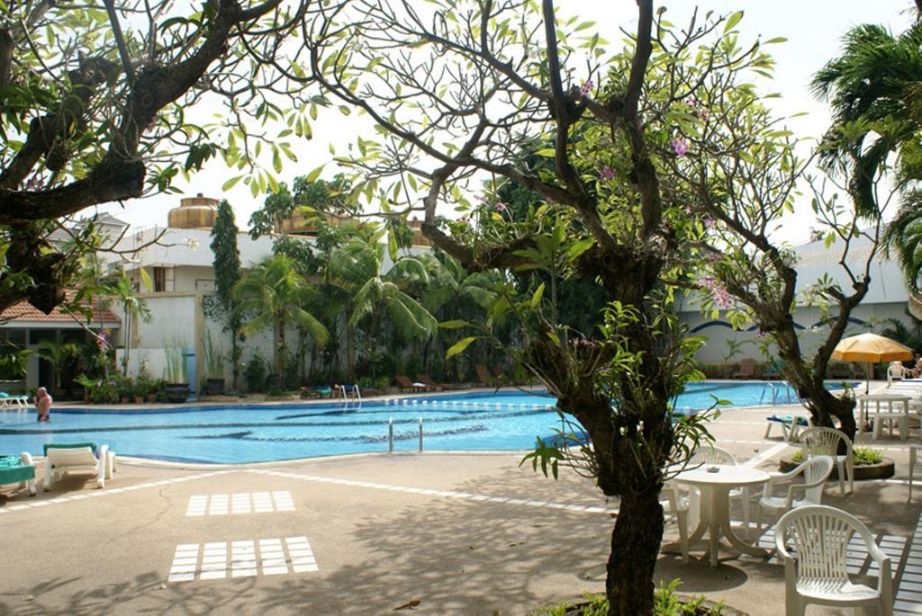 Royal Twins Palace Hotel Pattaya Luaran gambar