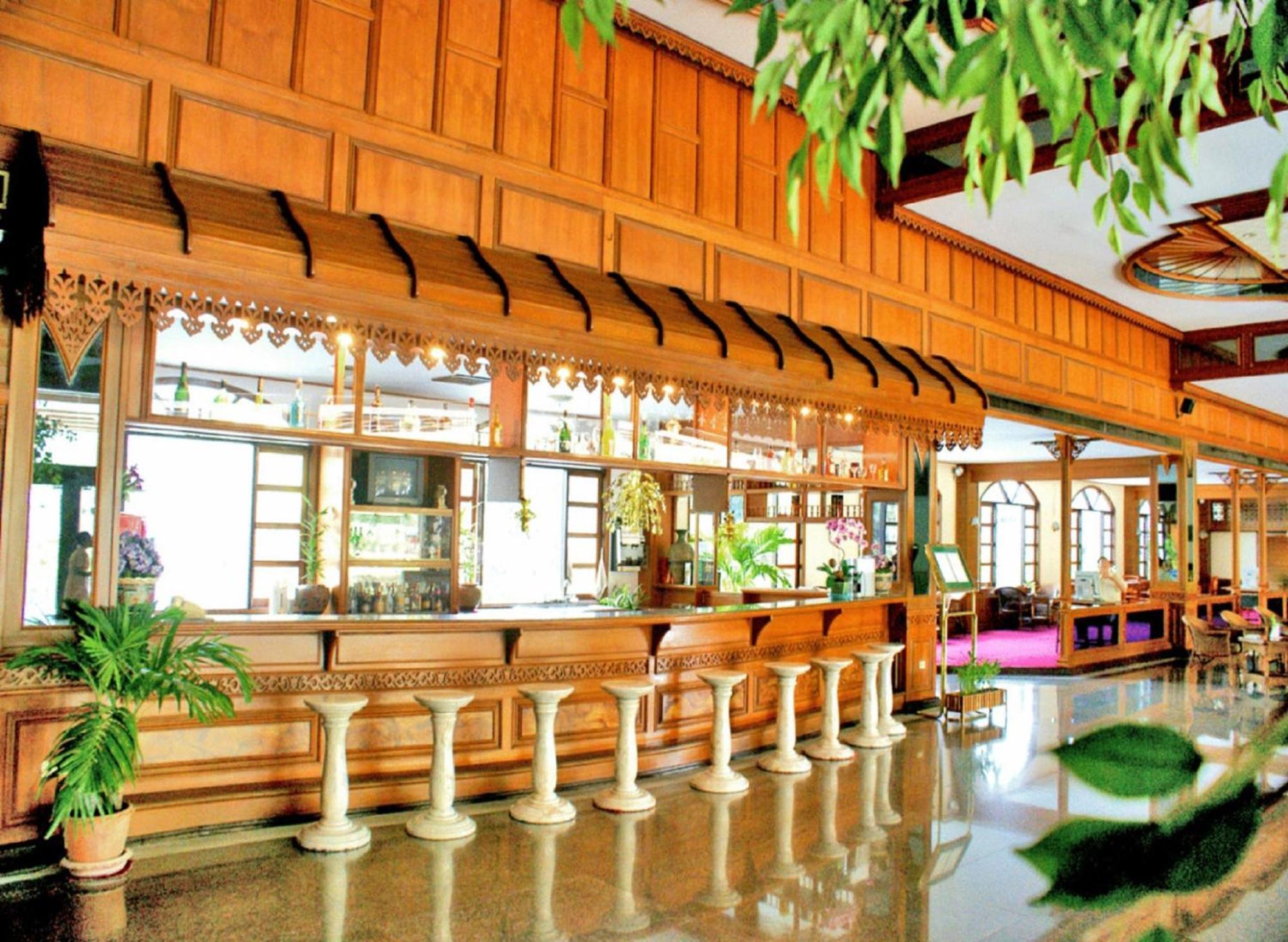 Royal Twins Palace Hotel Pattaya Luaran gambar