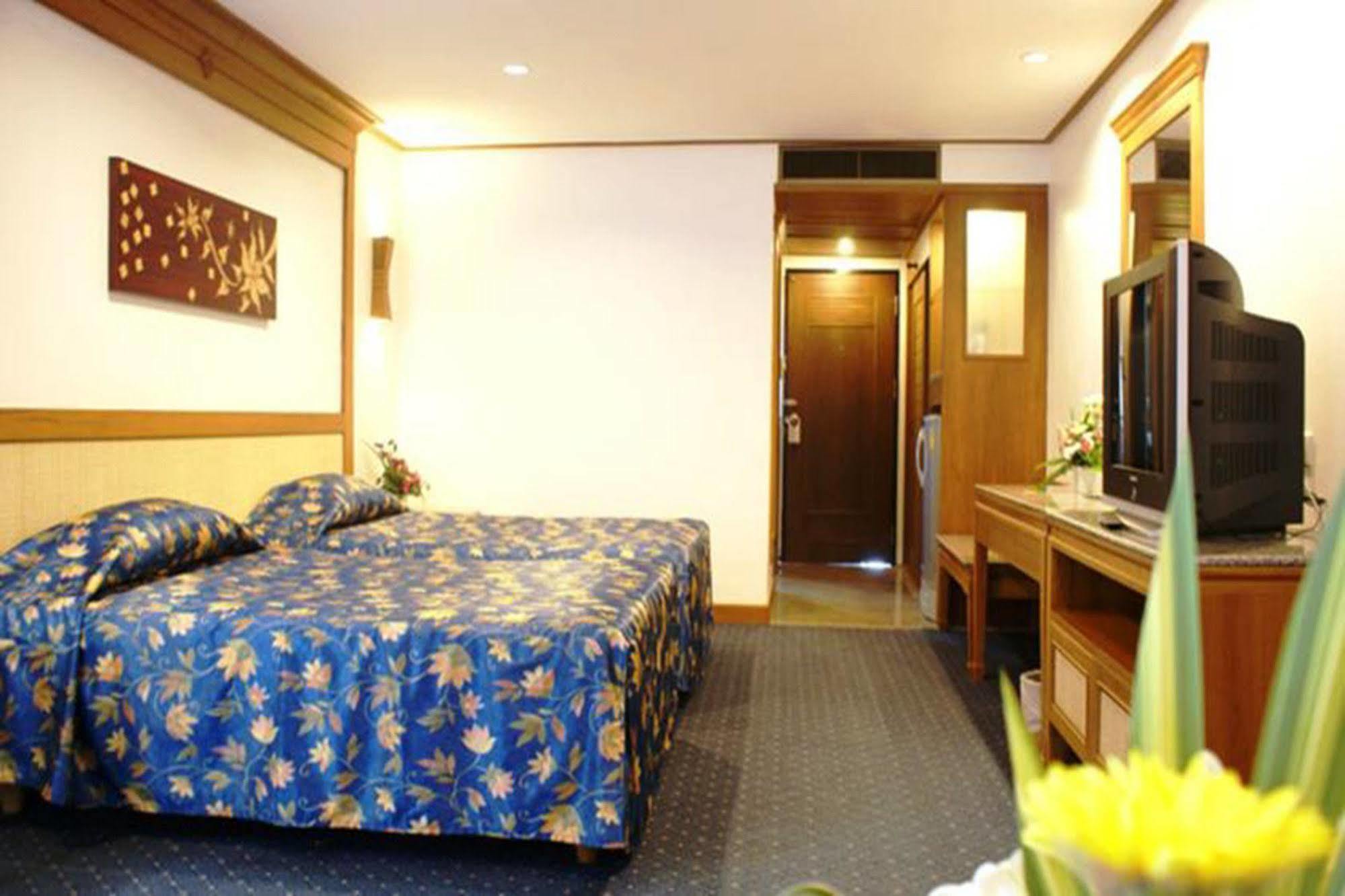Royal Twins Palace Hotel Pattaya Luaran gambar